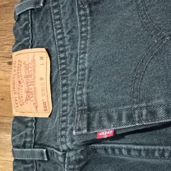 Women's Black Levis 550 M - Picture 2 of 4